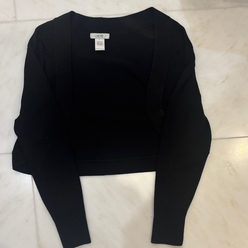 Caché Black Cropped Cardigan